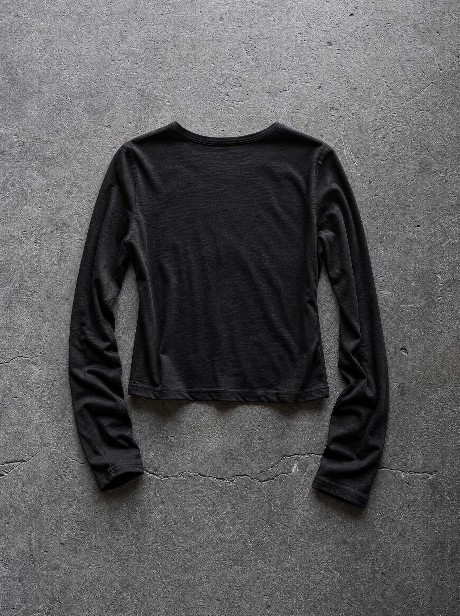 Baroque Print Crop Long Sleeve Black