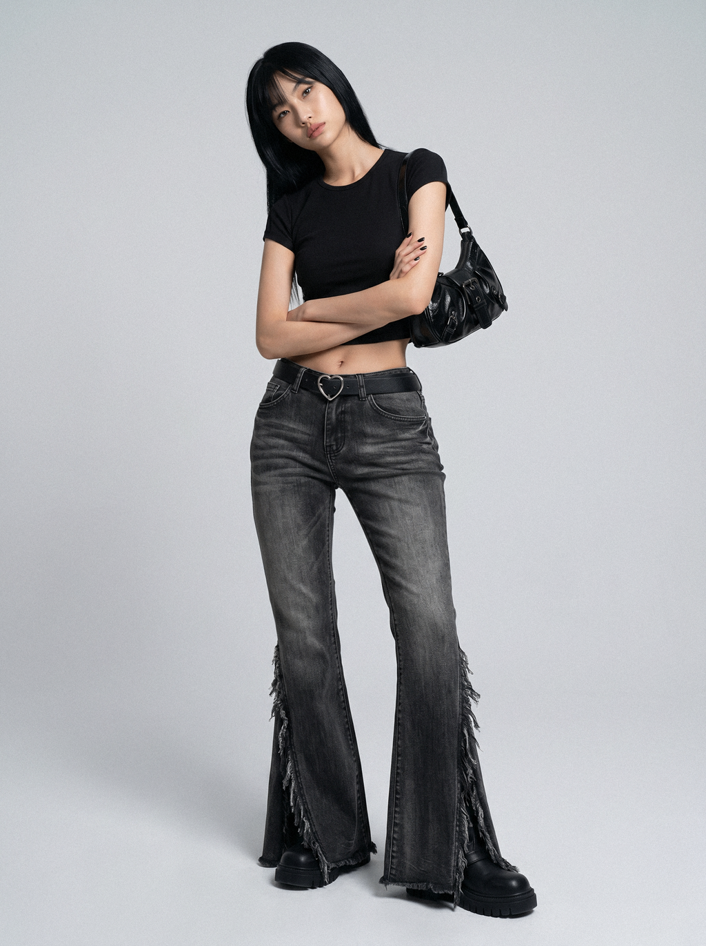 Frayed Seam Flare Jeans - detail view