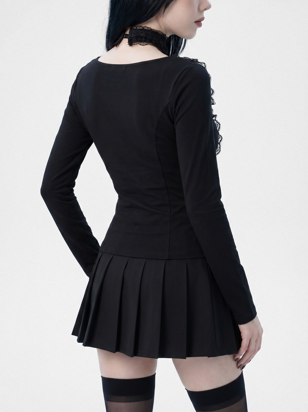 LACE-UP RUFFLE TRIM TOP