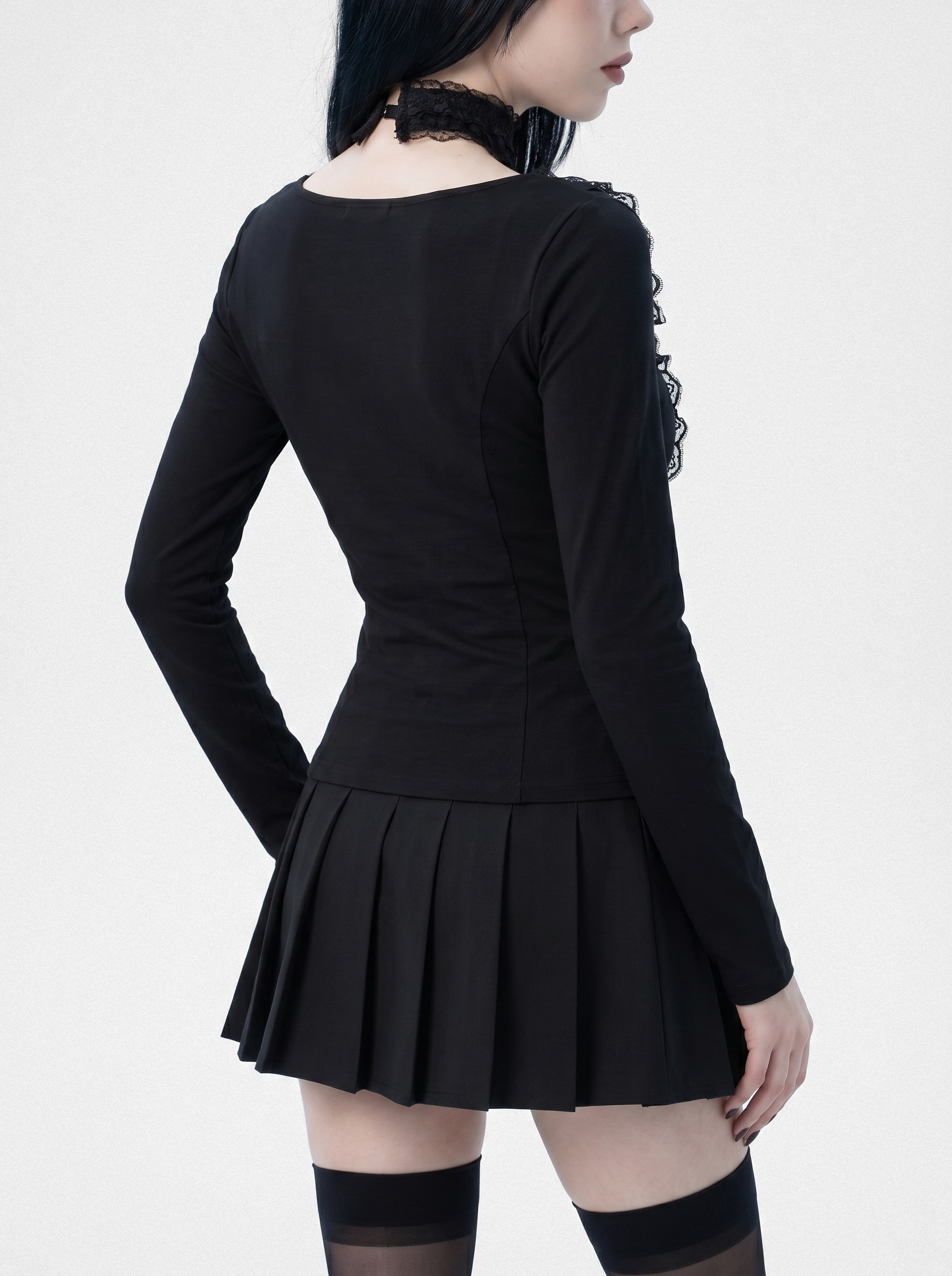 LACE-UP RUFFLE TRIM TOP