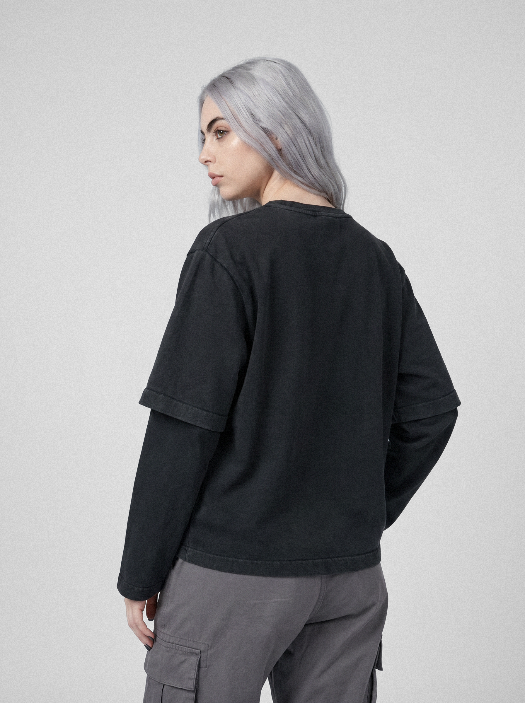 SOFTBLADES LAYERED CHROME LOGO TEE