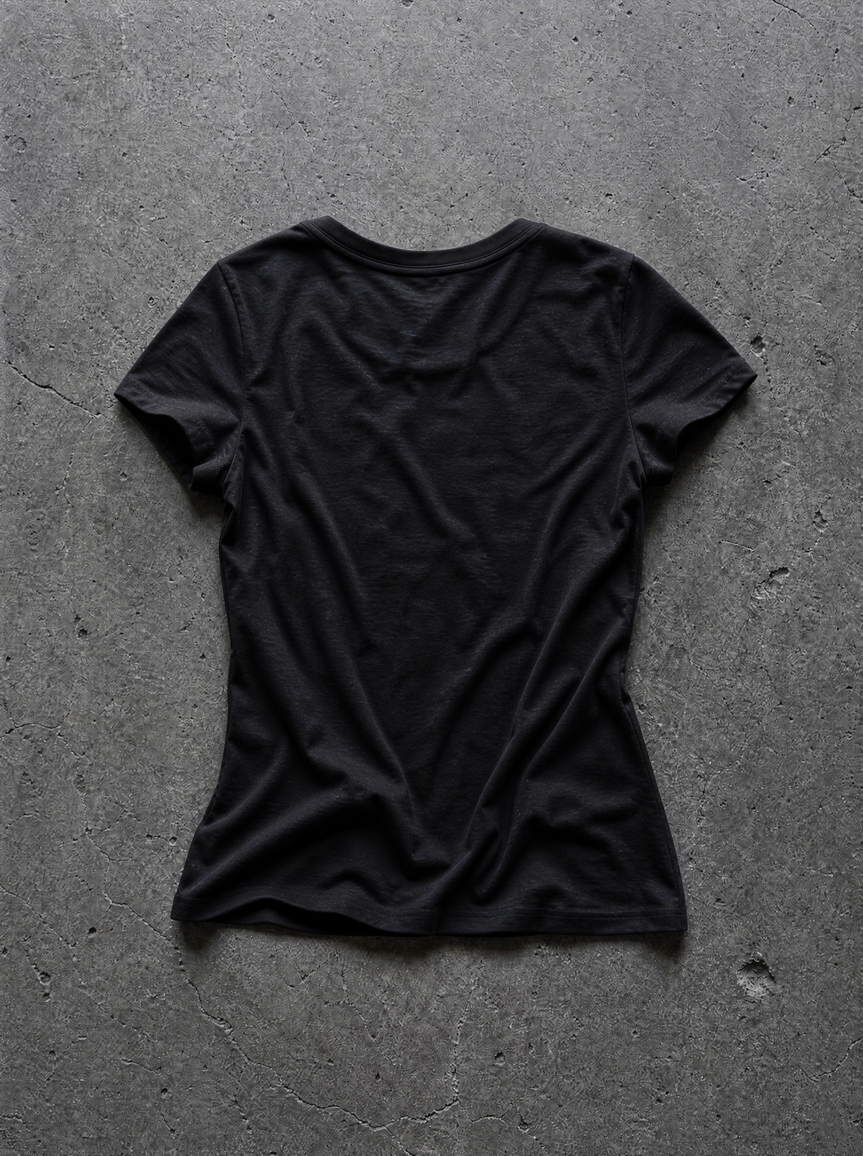 V2 STUDDED CROSS SHORT SLEEVE TOP