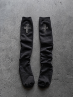 STUDDED CROSS KNEE-HIGH SOCKS