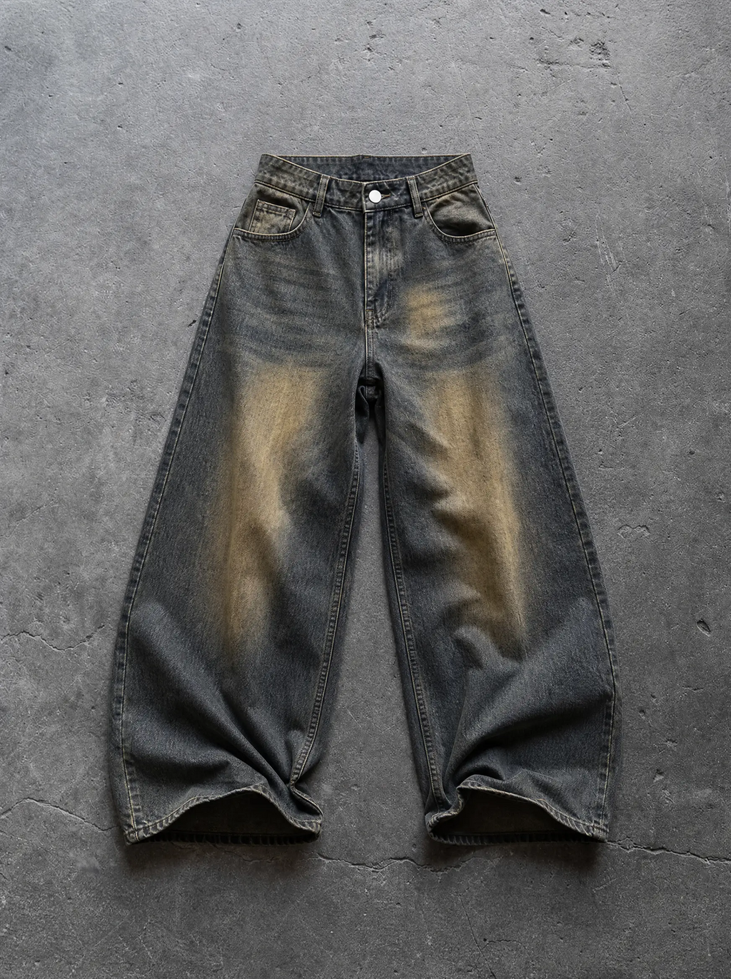 Mud Wash Baggy Jeans — view 4 | Soft Blades