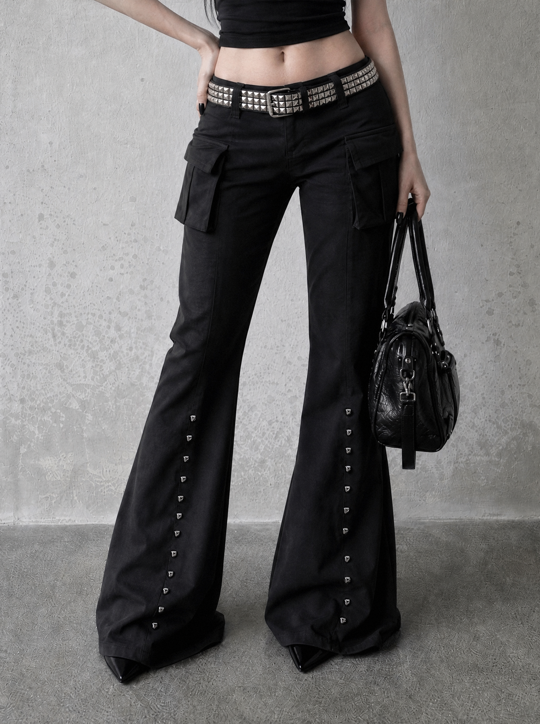 Low-Rise Flared Cargo Pants