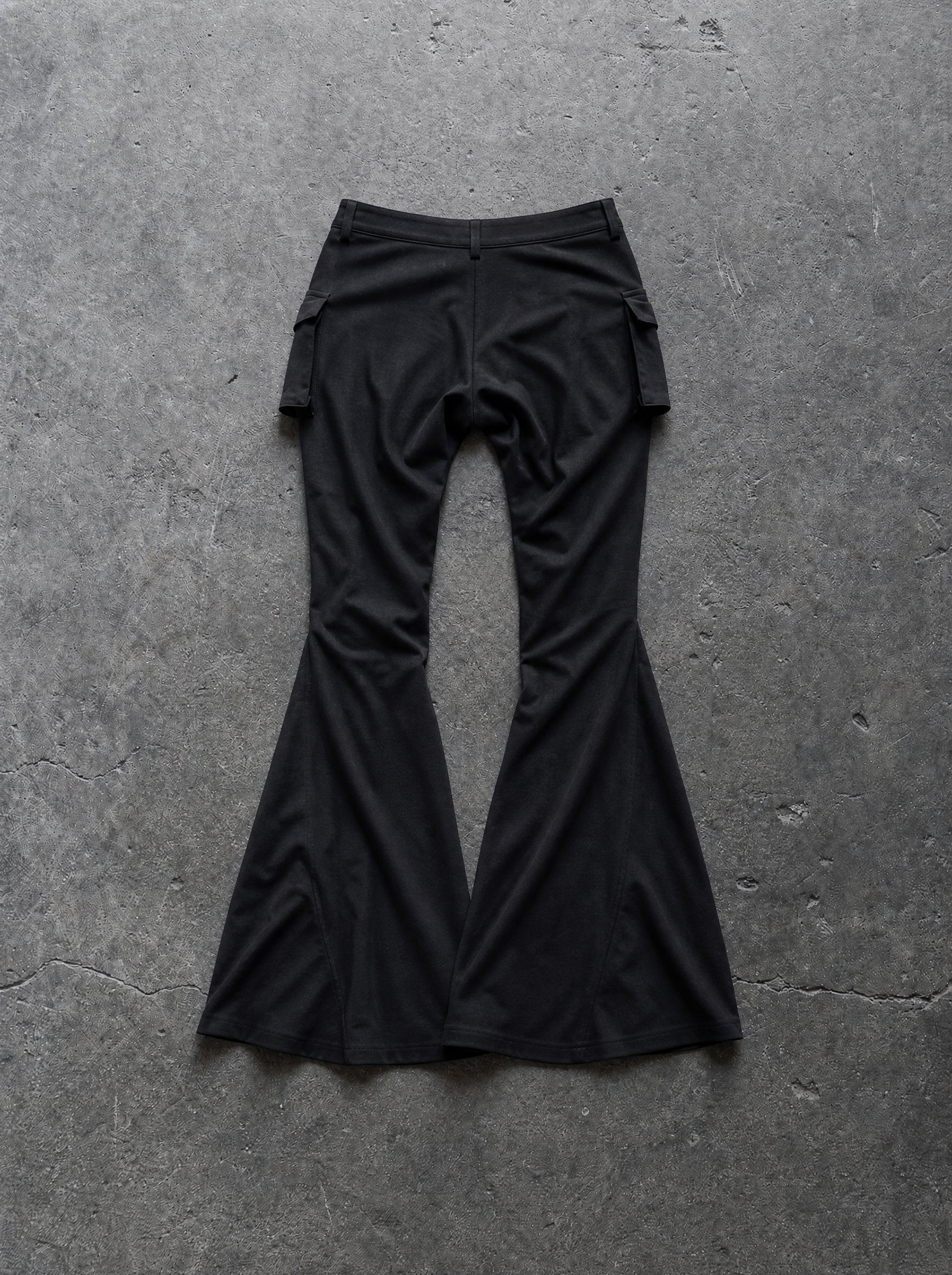Low-Rise Flared Cargo Pants