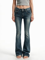 Blue baggy jeans with embroidered pockets