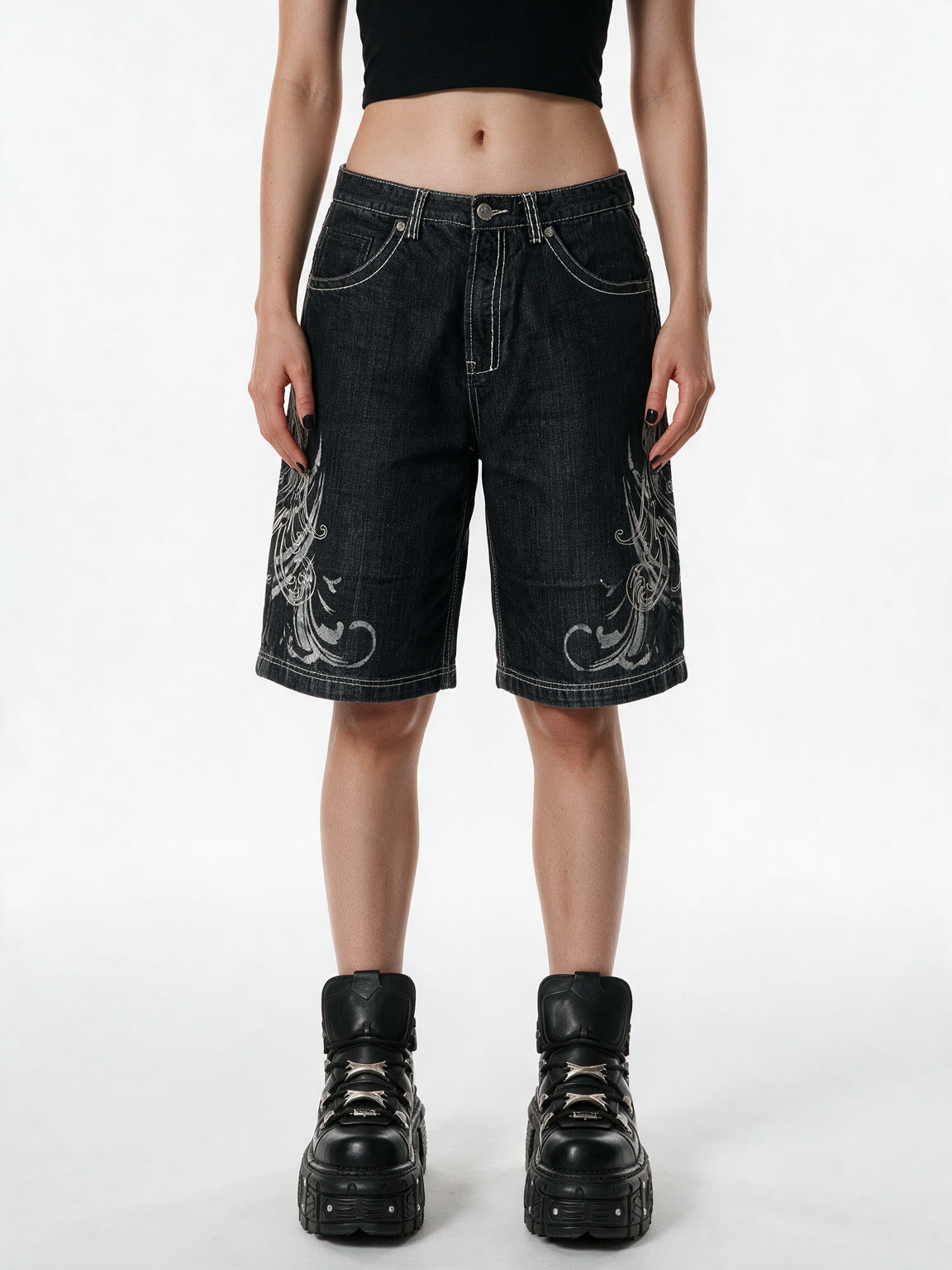 Washed black baggy denim shorts with white embroidery