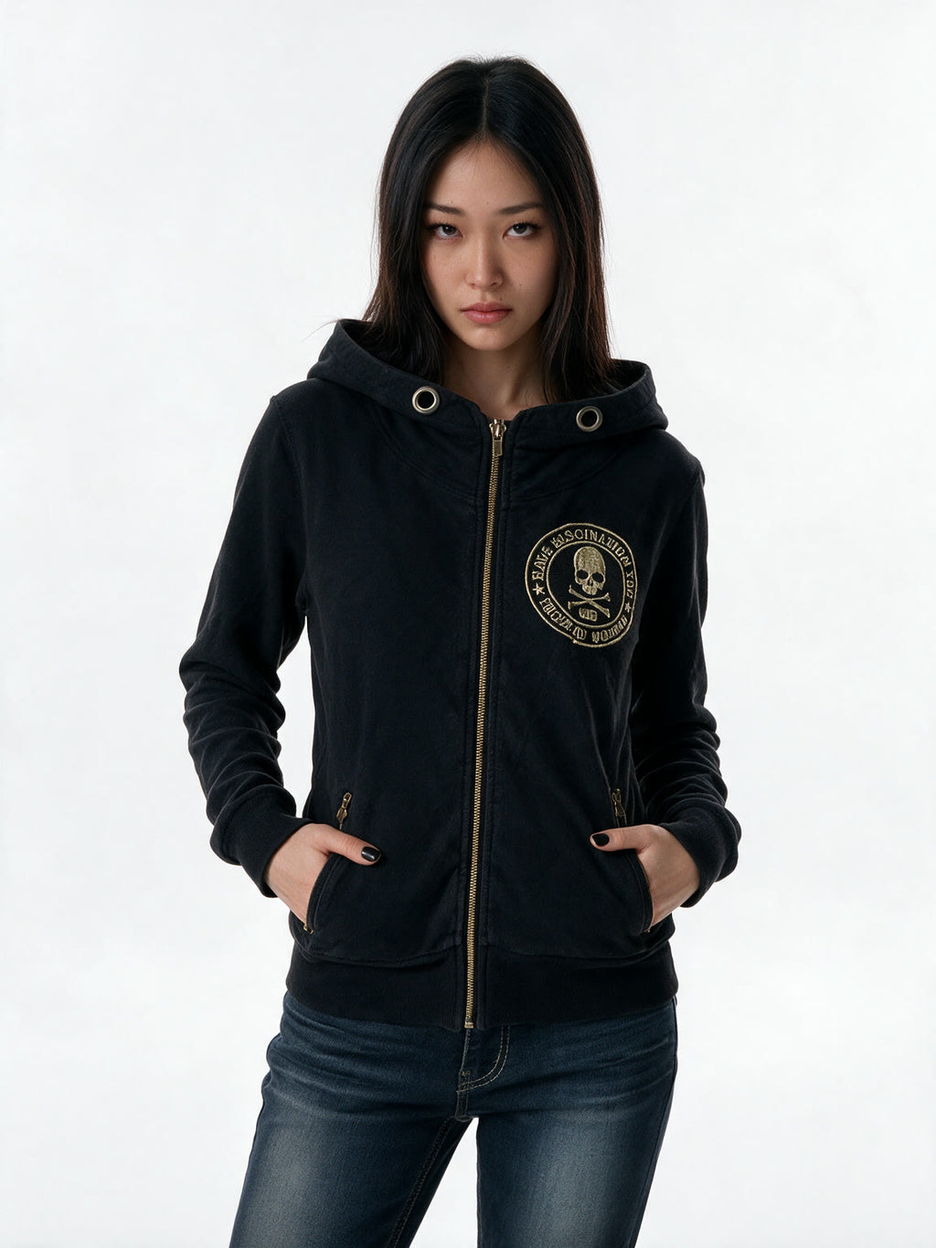 Slim black zip hoodie with an embroidered skull crest