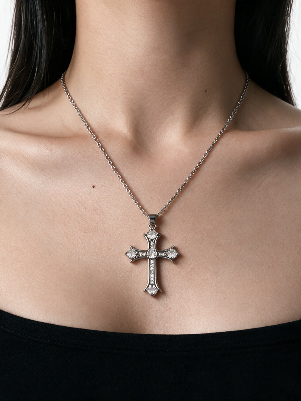 Silver cross pendant necklace set with crystals